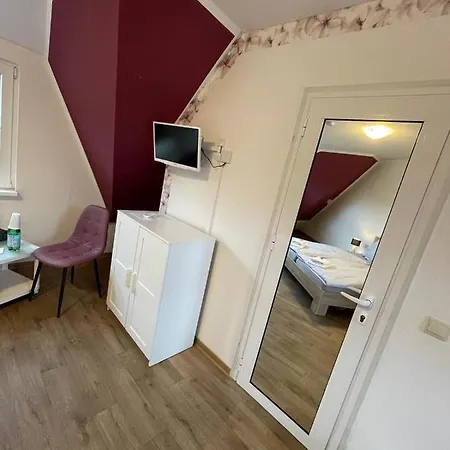 Gaestehaus Zum Surgrund Motel