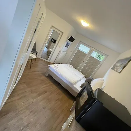 Motel Gaestehaus Zum Surgrund