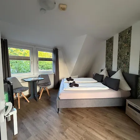 Gaestehaus Zum Surgrund Motel